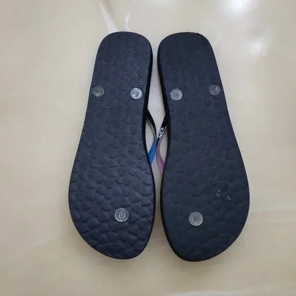 Brighton Black Floral Noir Jardin Mismatched  Flip Flops - Size 10 - Picture 11 of 12